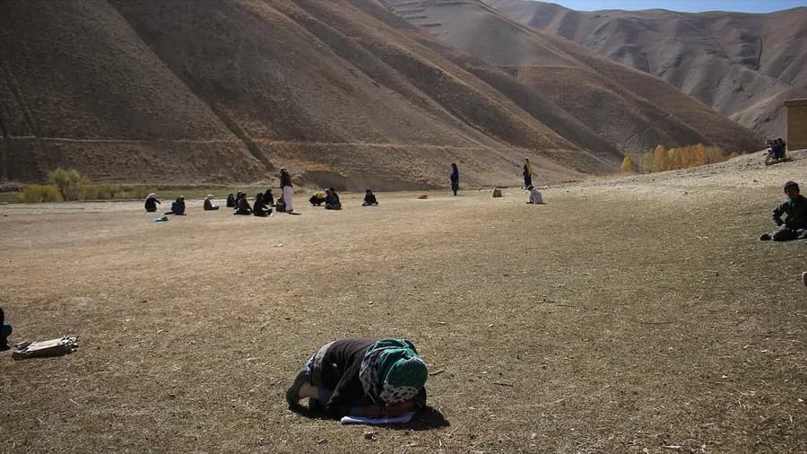 مکتب هزارگی