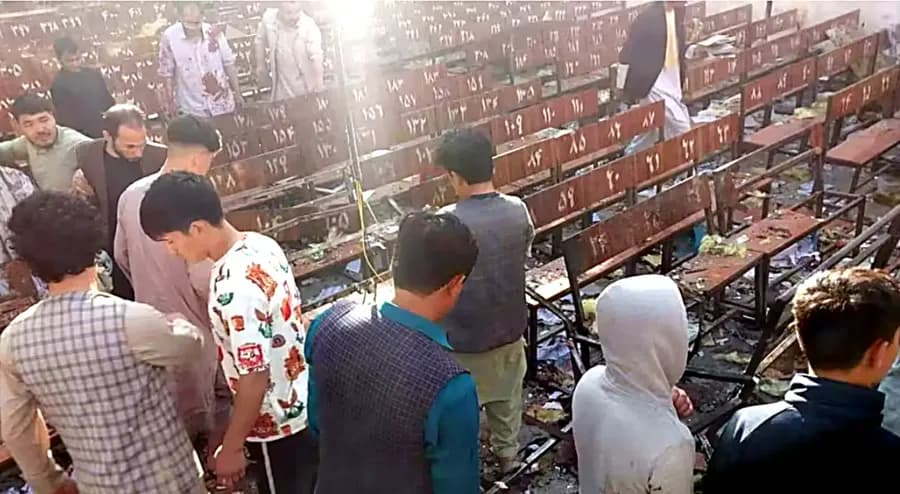 حملۀ انتحاری به مرکز آموزشی کاج در غرب کابل