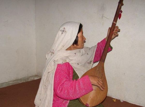 بامیانی، فیروزه (۱۳۴۹ ش)