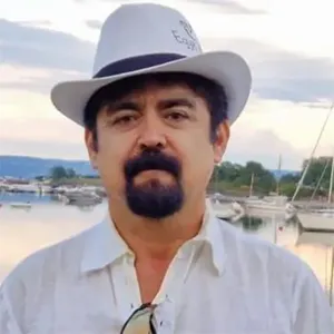 Hamza Vaezi